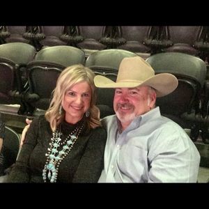 Meet your Posher, Todd